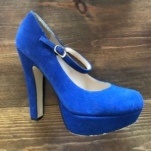 *CLEARANCE SALE*SteveMadden blue platform MaryJane